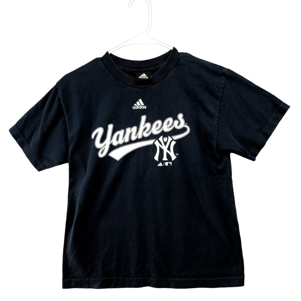 Adidas Yankees T Shirt Womens Large‎ L Short Sleeve 100% Cotton Graphic Tee